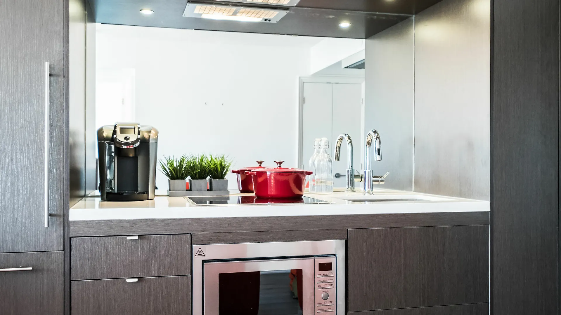 Hotel Quickstay - Luxury Executive In Yorkville Toronto