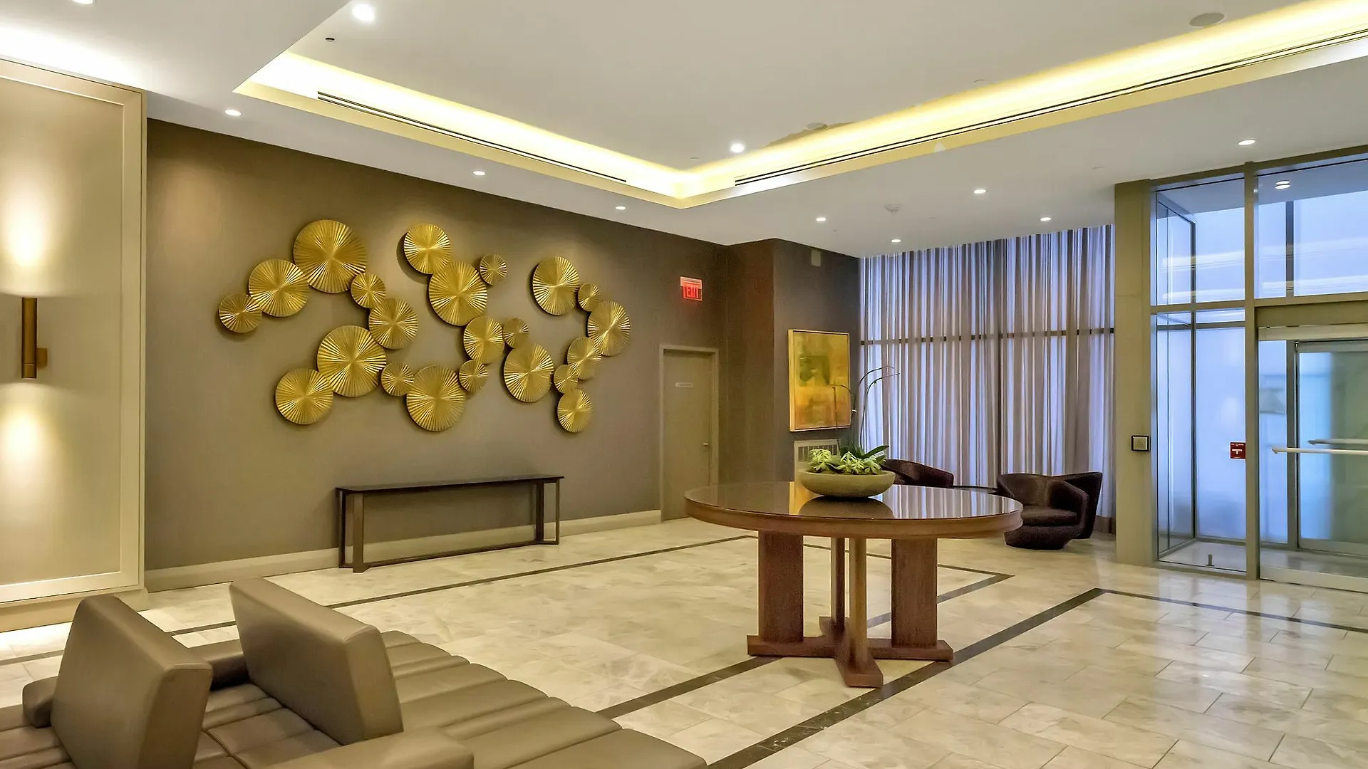 Quickstay - Luxury Executive In Yorkville Toronto 4*,